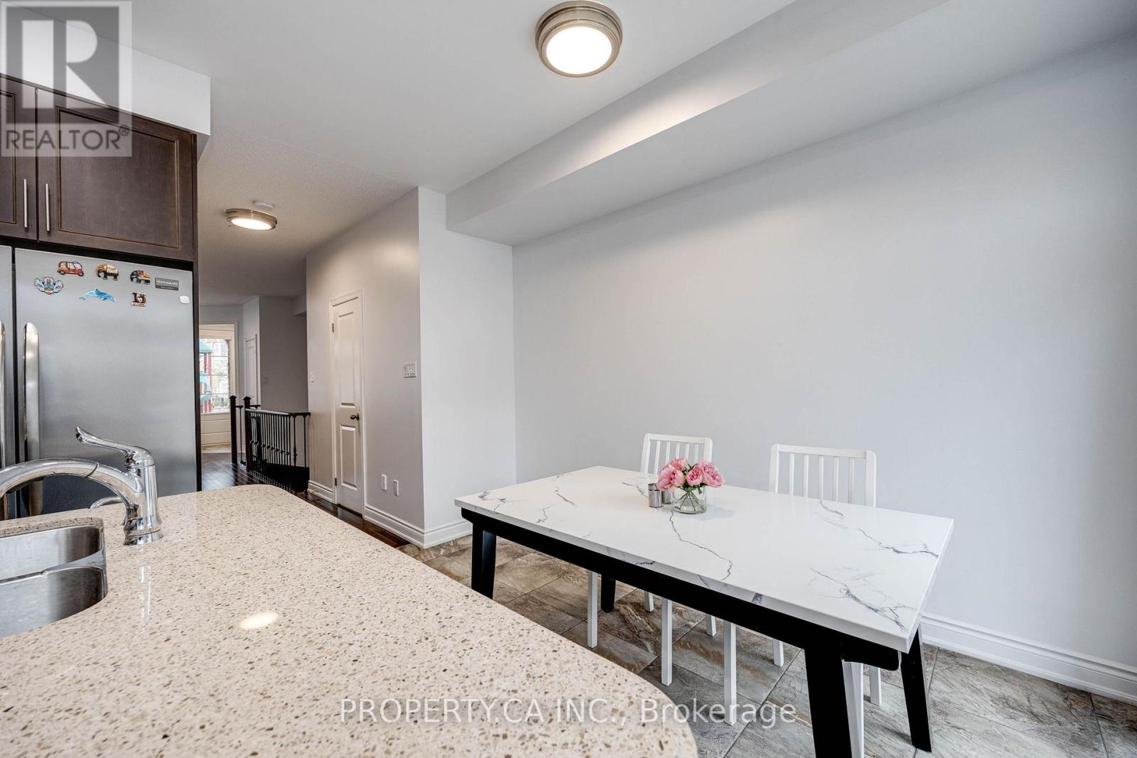 53 - 1331 Major Mackenzie Drive, Vaughan, Ontario  L6A 4W4 - Photo 12 - N12522106