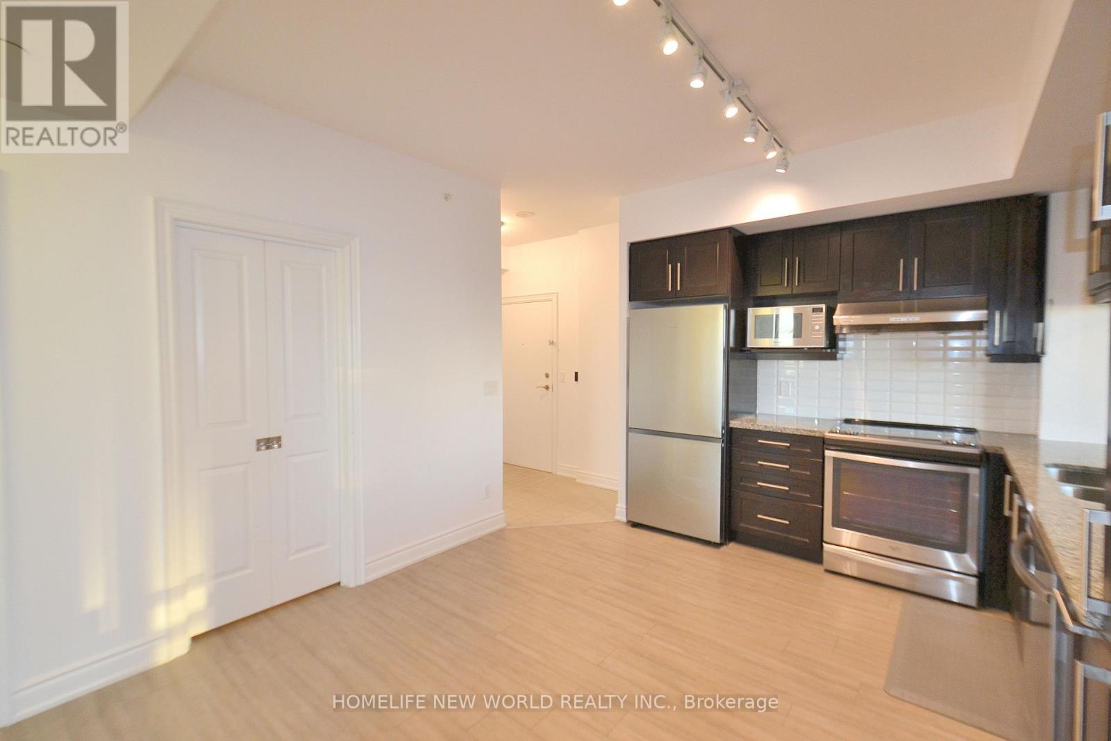 1508 - 38 Cedarland Drive, Markham, Ontario  L6G 0G7 - Photo 8 - N12522114