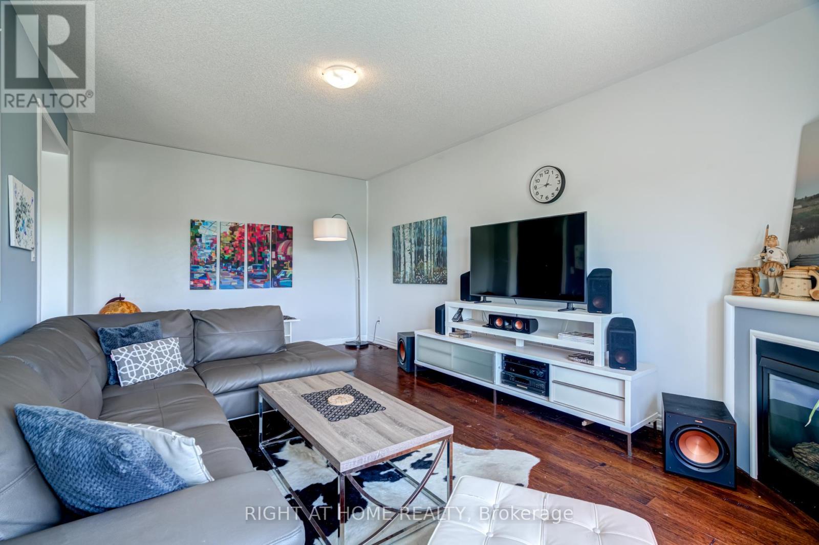 1341 Bardeau Street S, Innisfil, Ontario  L0L 1C0 - Photo 12 - N12522140