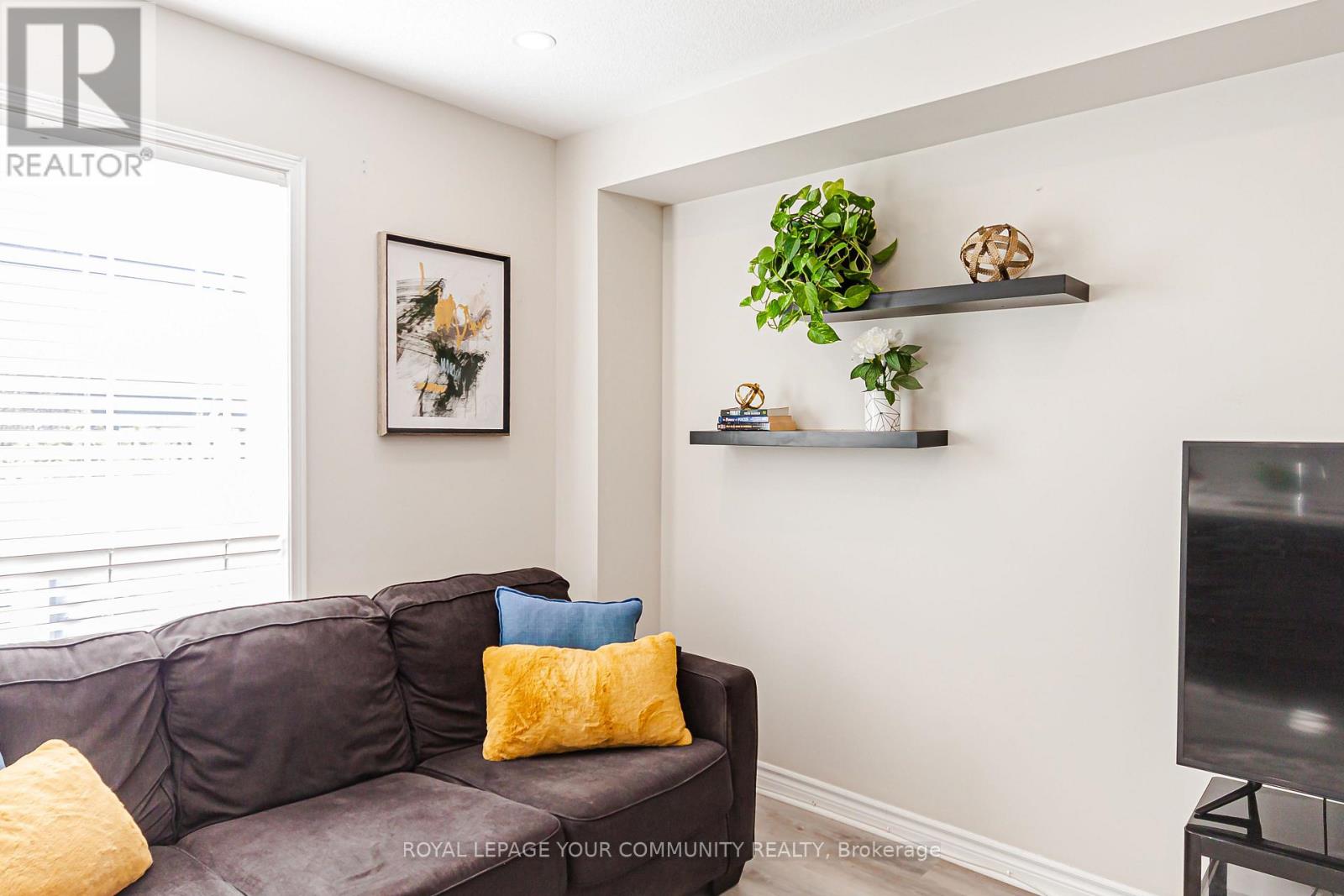 225 Banbrooke Crescent, Newmarket, Ontario  L3X 2W7 - Photo 12 - N12522146