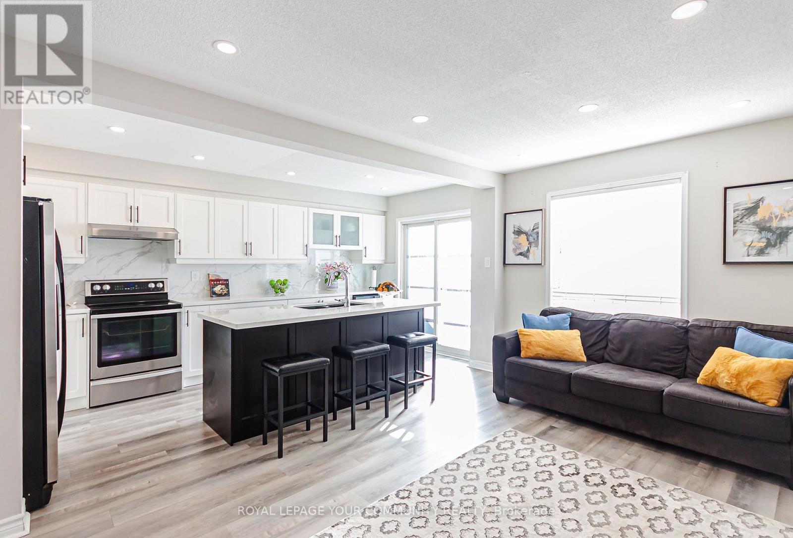 225 Banbrooke Crescent, Newmarket, Ontario  L3X 2W7 - Photo 14 - N12522146