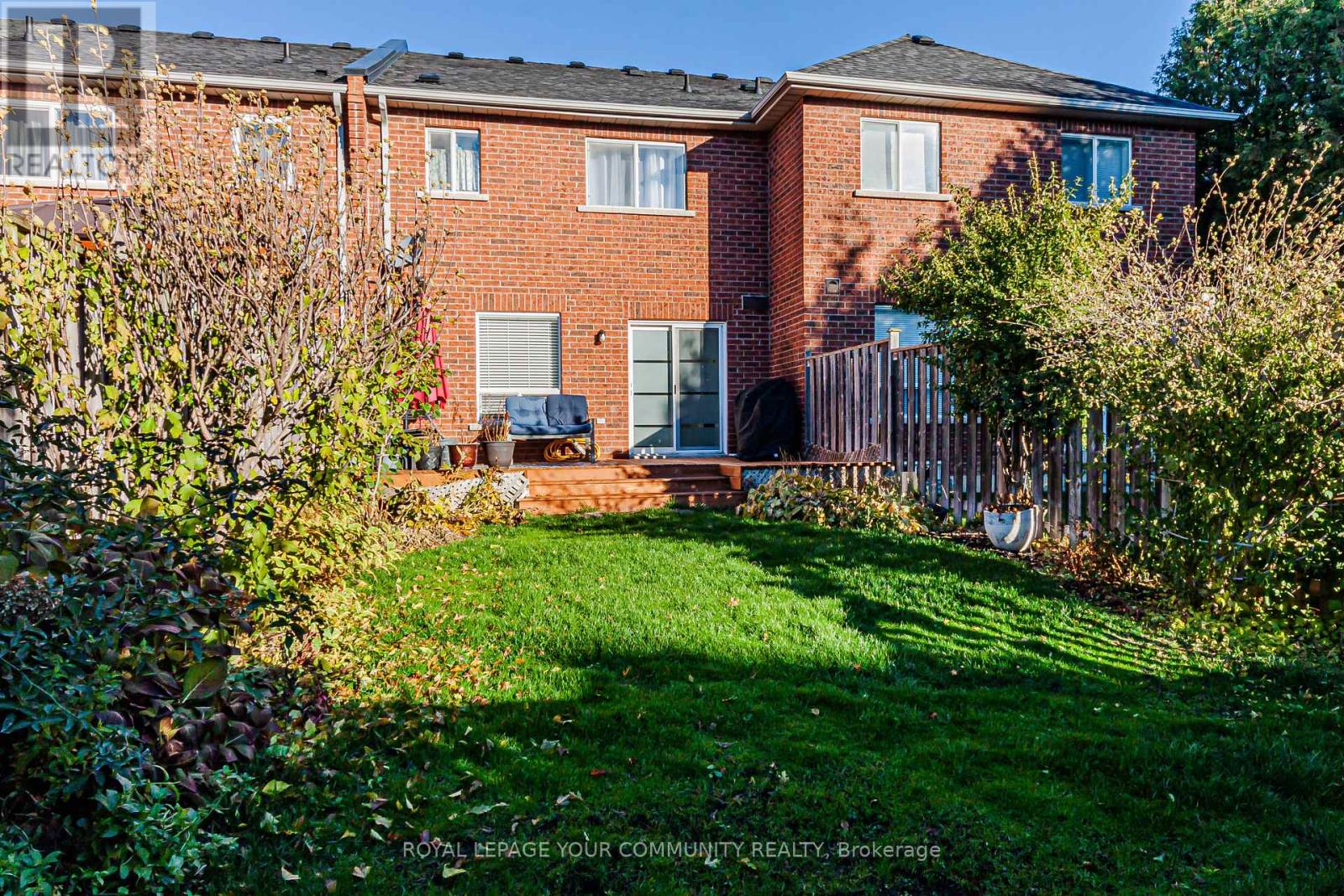 225 Banbrooke Crescent, Newmarket, Ontario  L3X 2W7 - Photo 36 - N12522146