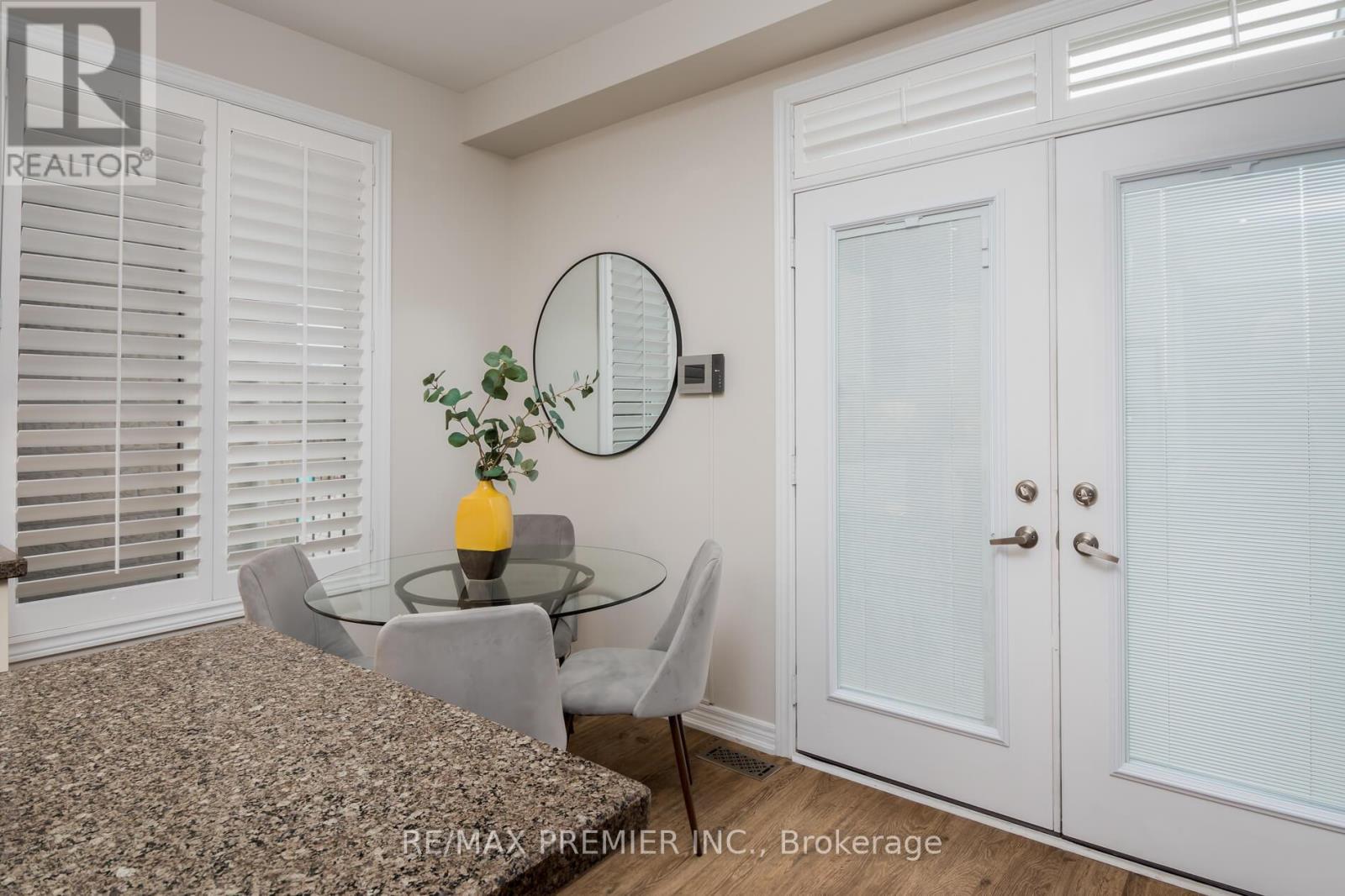 76 Cauthers Crescent, New Tecumseth, Ontario  L9R 0L2 - Photo 13 - N12522180