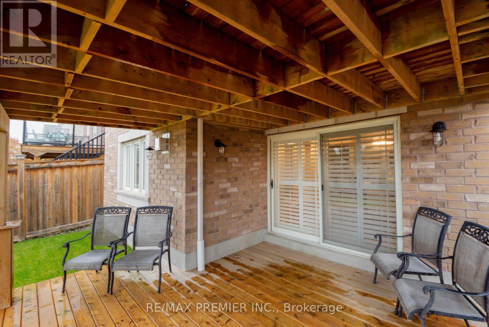 76 Cauthers Crescent, New Tecumseth, Ontario  L9R 0L2 - Photo 39 - N12522180