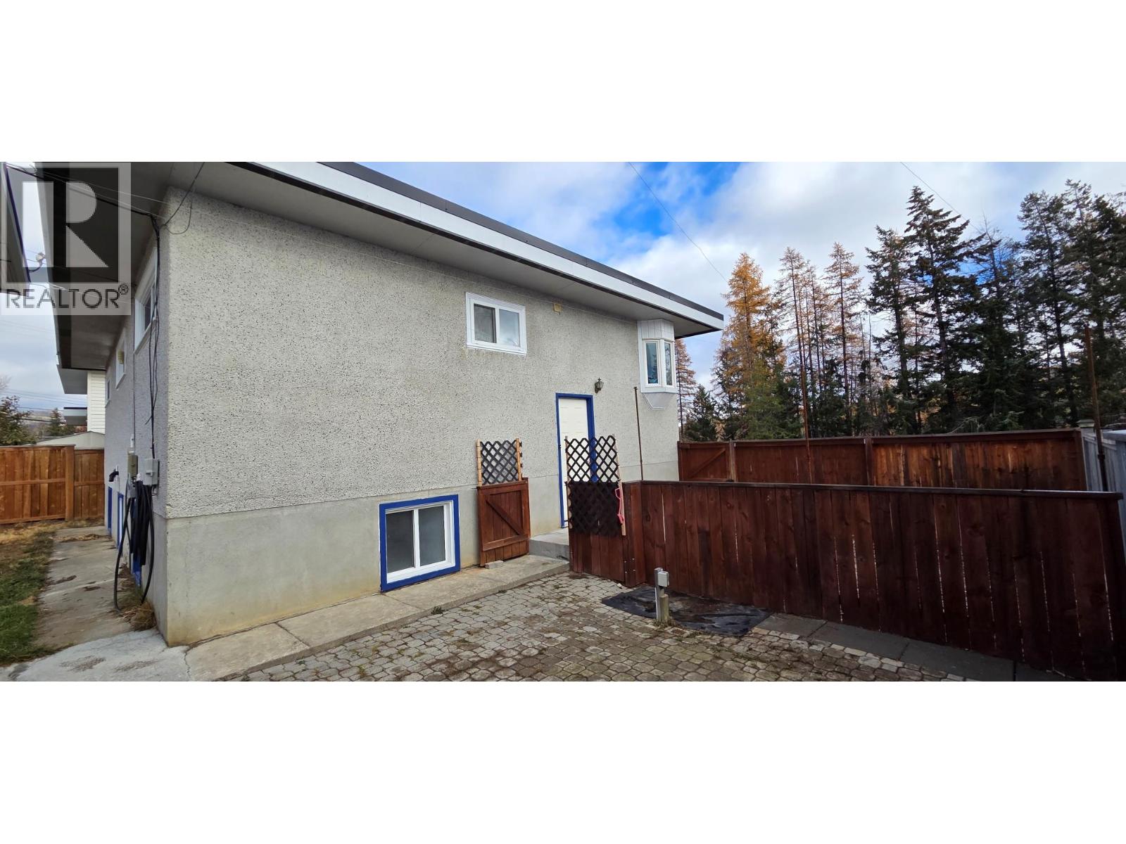 127 Swan Avenue, Kimberley, British Columbia  V1A 1Y2 - Photo 3 - 10367470