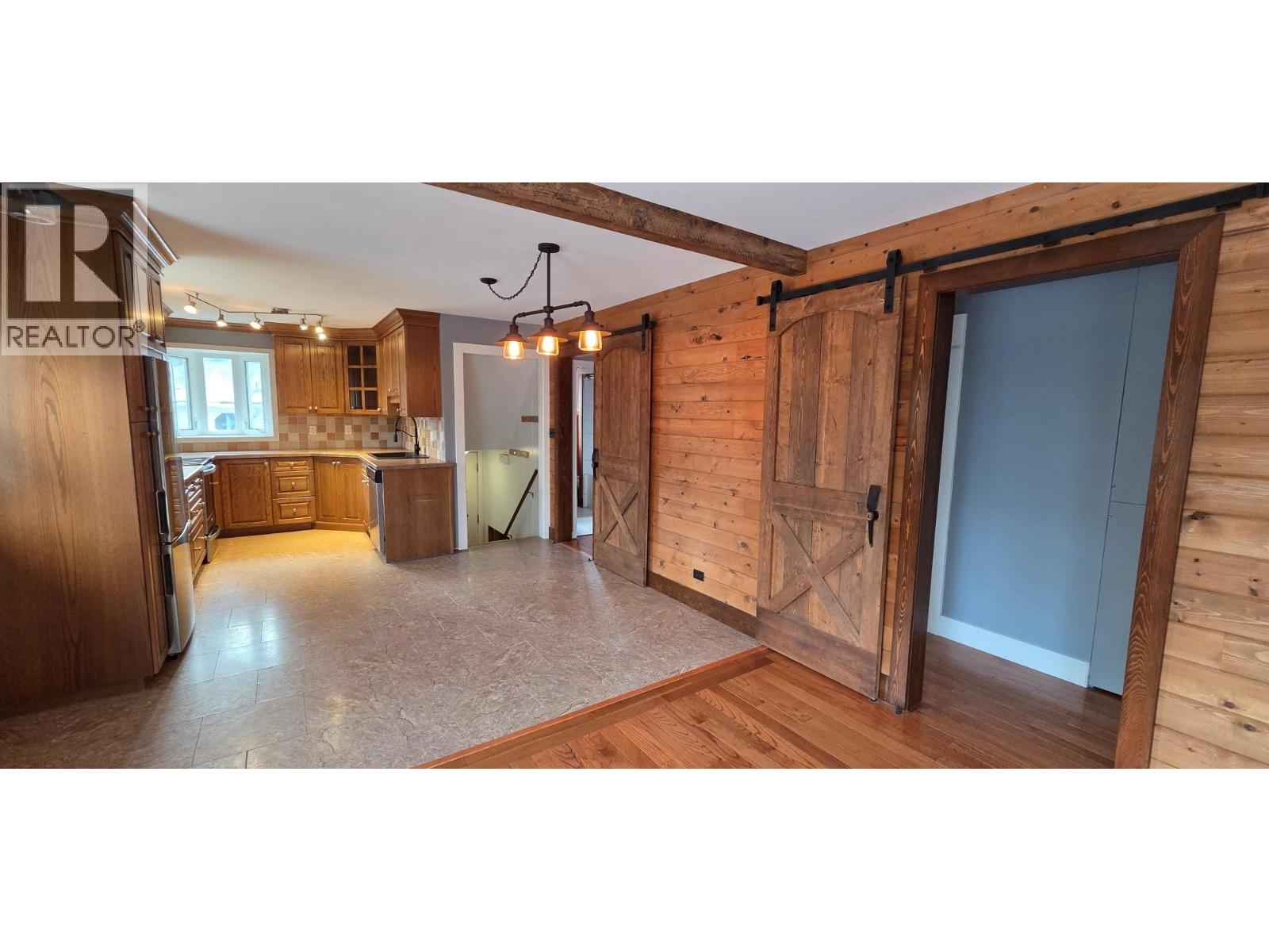 127 Swan Avenue, Kimberley, British Columbia  V1A 1Y2 - Photo 13 - 10367470