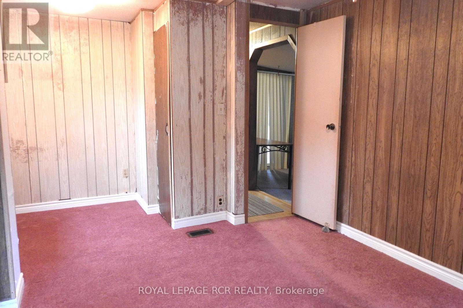 6 Orr Drive, Oro-Medonte, Ontario  L3V 0P9 - Photo 18 - S12521944