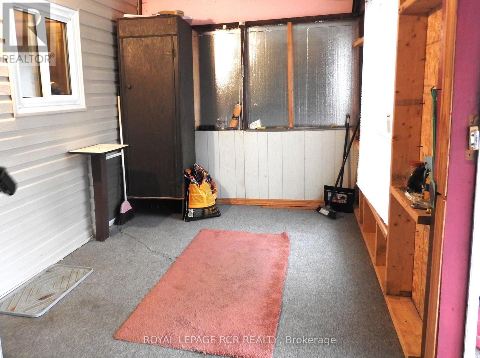 6 Orr Drive, Oro-Medonte, Ontario  L3V 0P9 - Photo 4 - S12521944