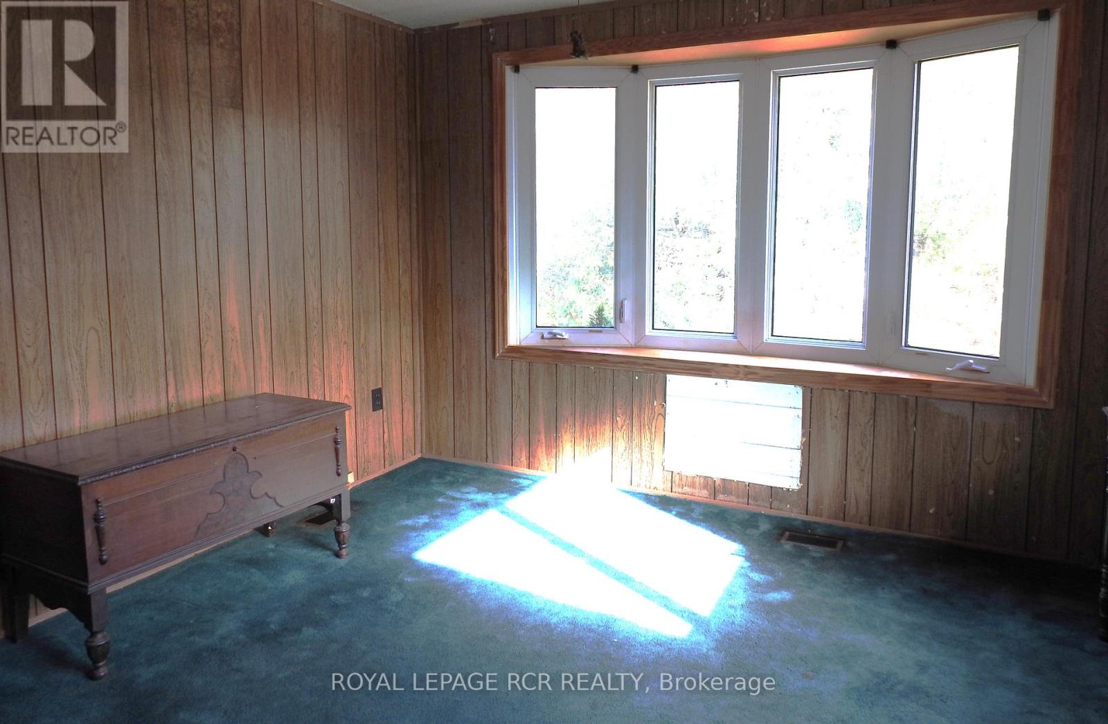 6 Orr Drive, Oro-Medonte, Ontario  L3V 0P9 - Photo 5 - S12521944