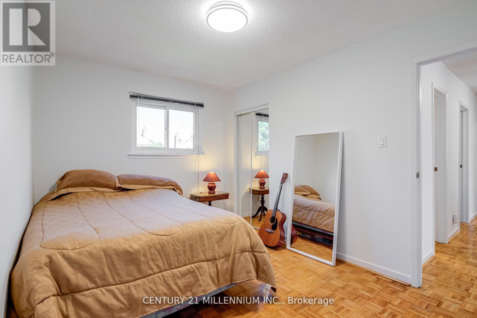 14 Milford Crescent, Brampton, Ontario  L6S 3E4 - Photo 19 - W12521822