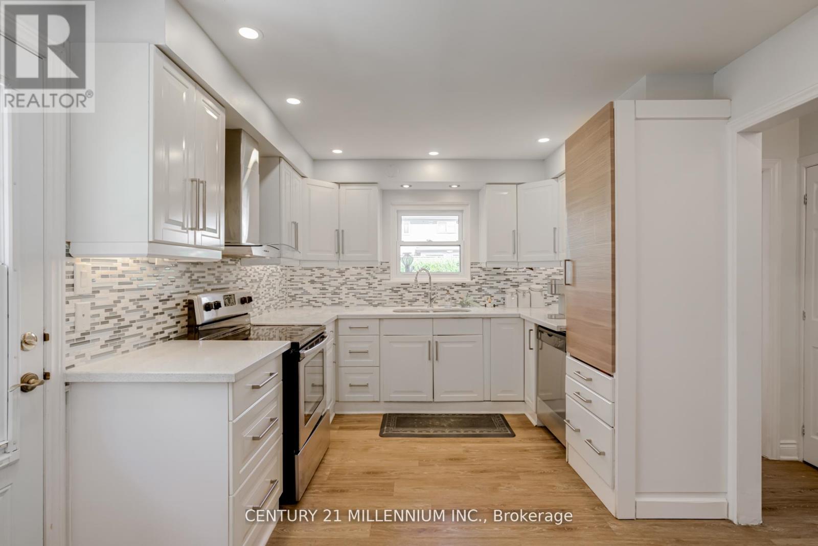 14 Milford Crescent, Brampton, Ontario  L6S 3E4 - Photo 7 - W12521822