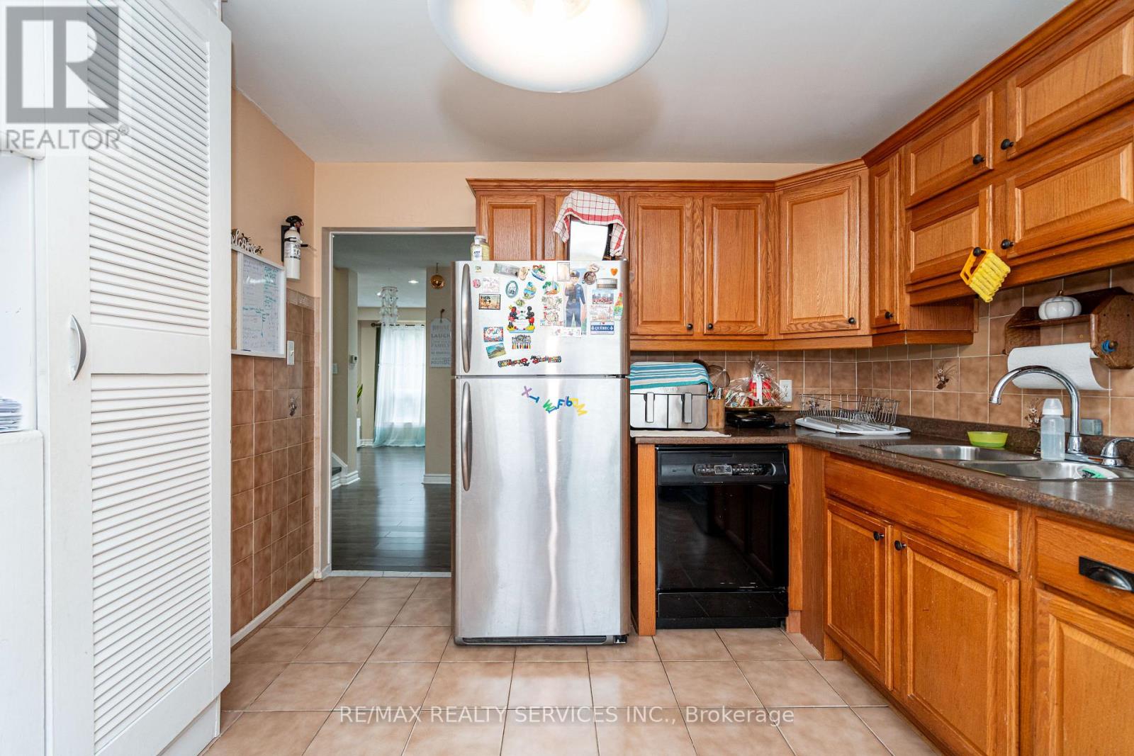 59 Guildford Crescent, Brampton, Ontario  L6S 3K2 - Photo 22 - W12521854