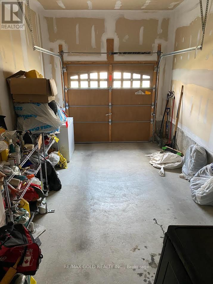 23 Goodsway Trail, Brampton, Ontario  L7A 4A3 - Photo 4 - W12521872