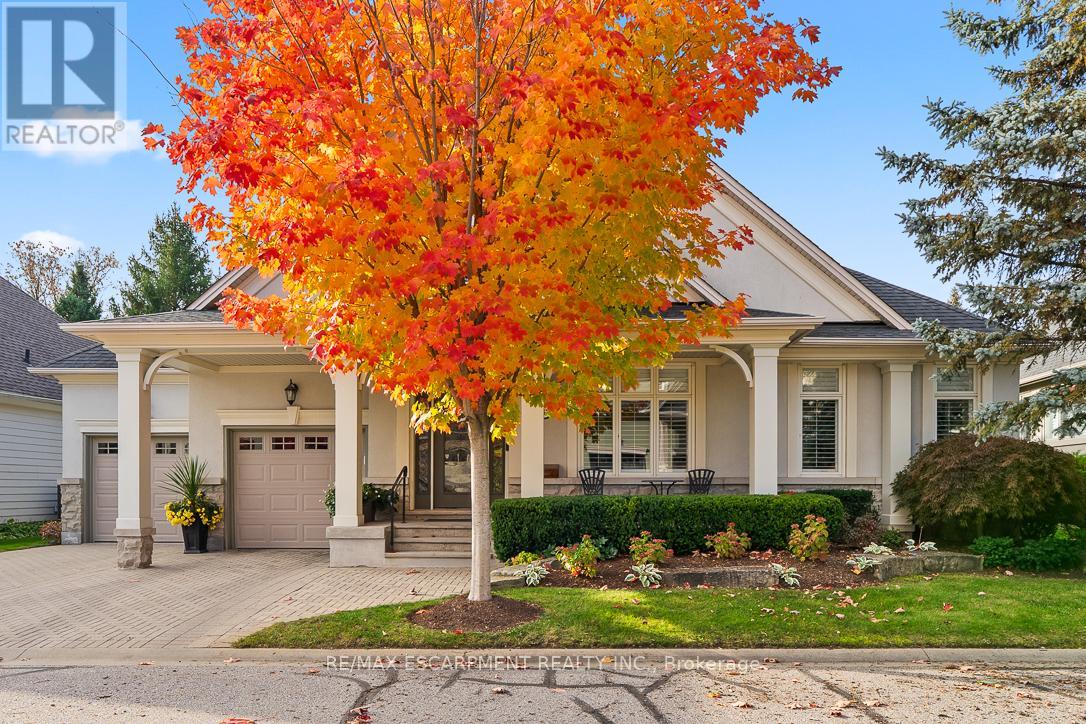 762 Hidden Grove Lane, Mississauga, Ontario  L5H 4L3 - Photo 2 - W12521896