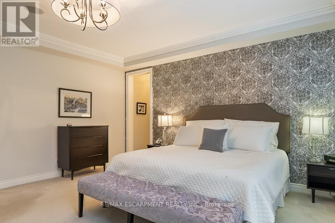 762 Hidden Grove Lane, Mississauga, Ontario  L5H 4L3 - Photo 20 - W12521896