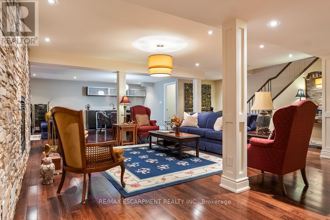 762 Hidden Grove Lane, Mississauga, Ontario  L5H 4L3 - Photo 33 - W12521896