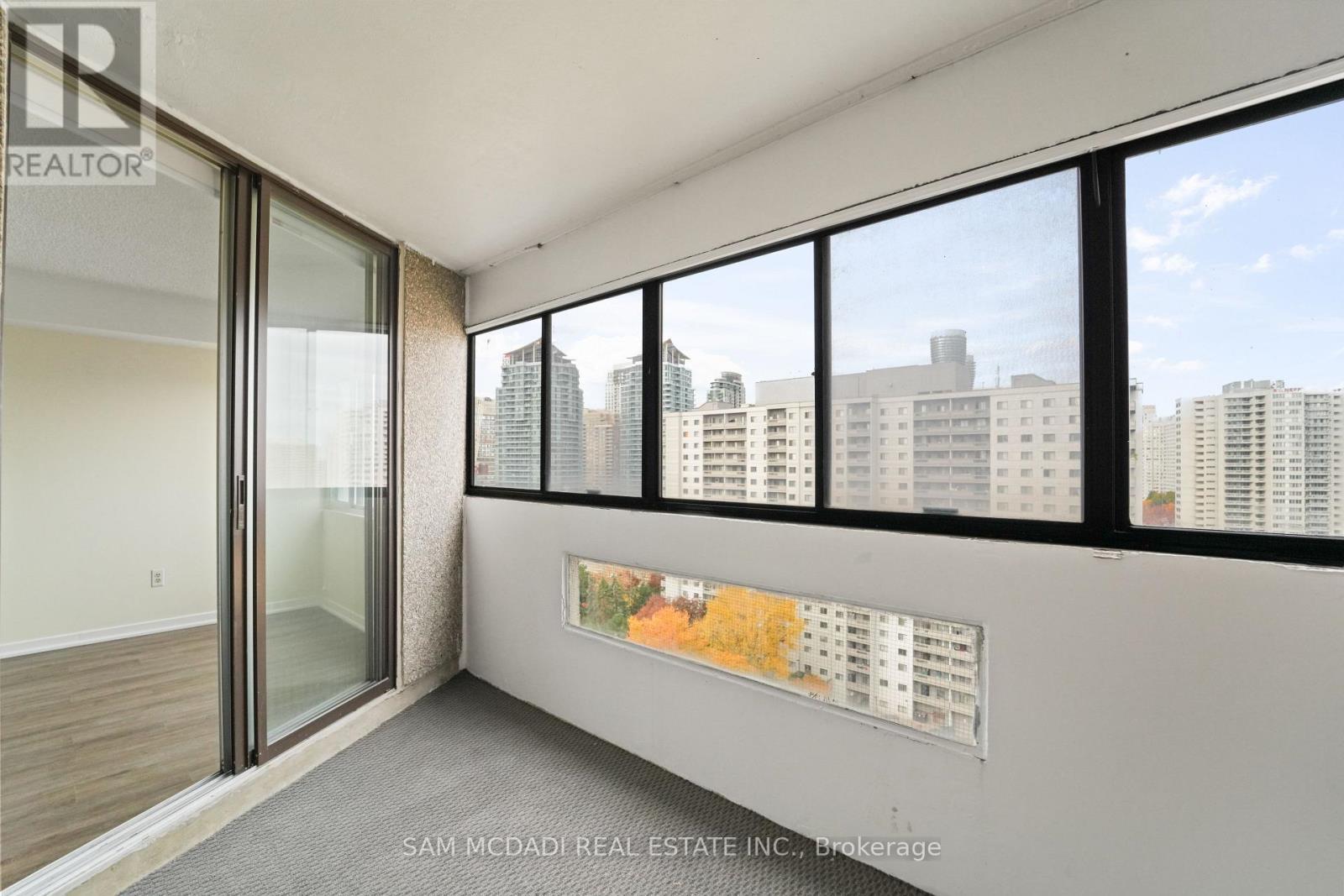 1706 - 50 Elm Drive E, Mississauga, Ontario  L5A 3X2 - Photo 11 - W12521920