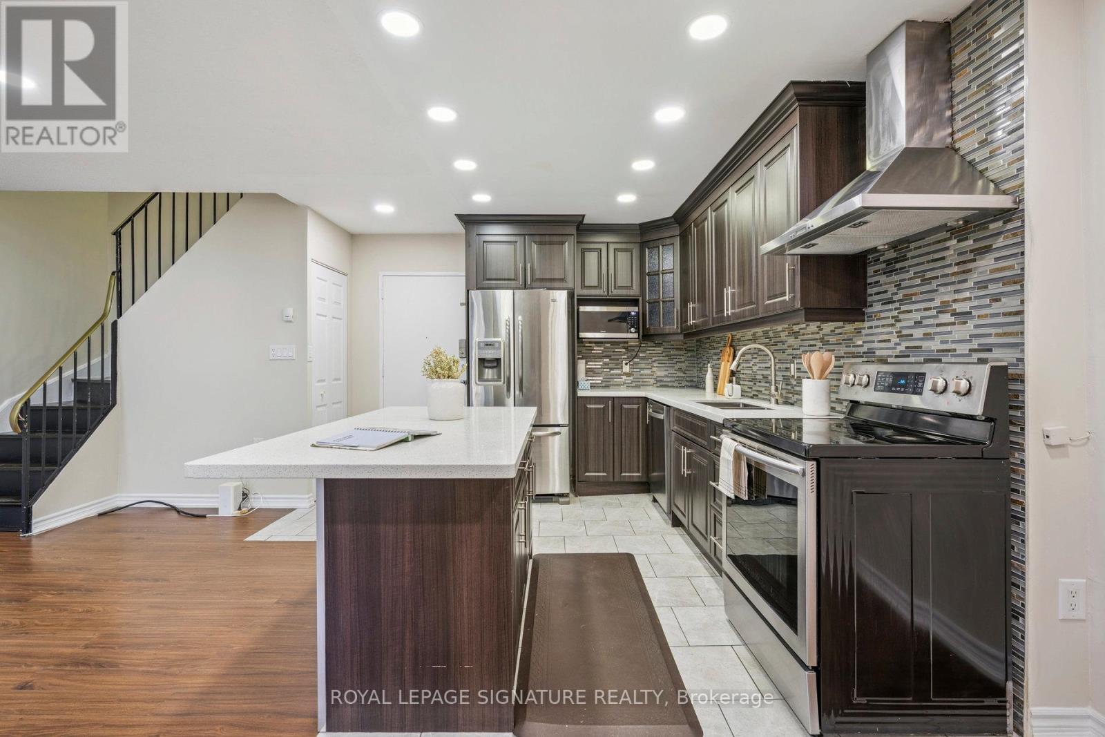 51 - 1624 Bloor Street, Mississauga, Ontario  L4X 2S2 - Photo 5 - W12521932