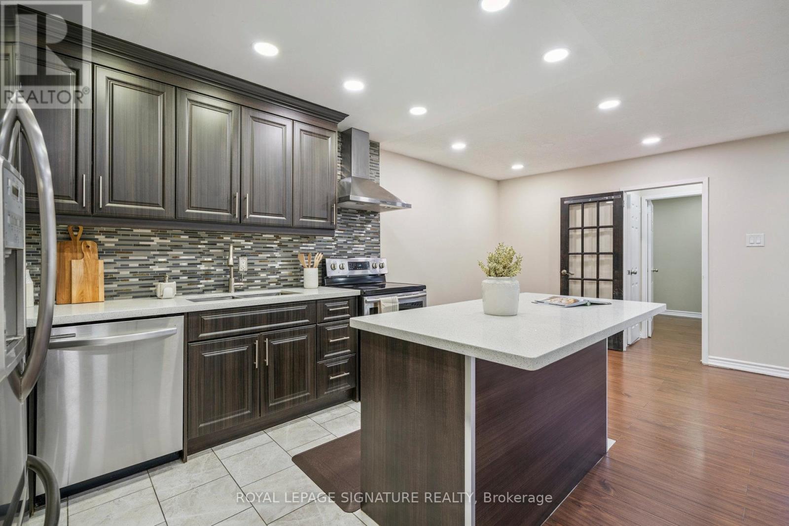 51 - 1624 Bloor Street, Mississauga, Ontario  L4X 2S2 - Photo 8 - W12521932