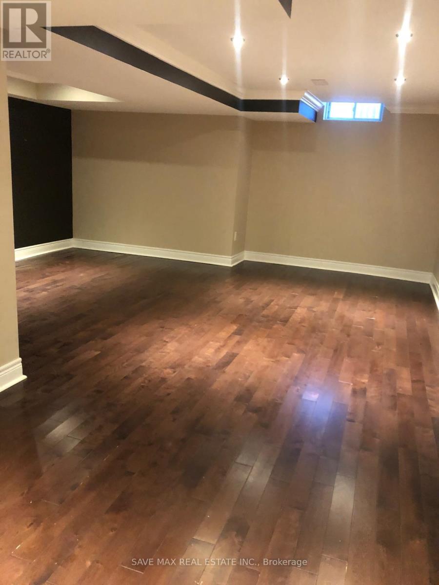 6708 Opera Glass Crescent, Mississauga, Ontario  L5W 1R7 - Photo 16 - W12521966