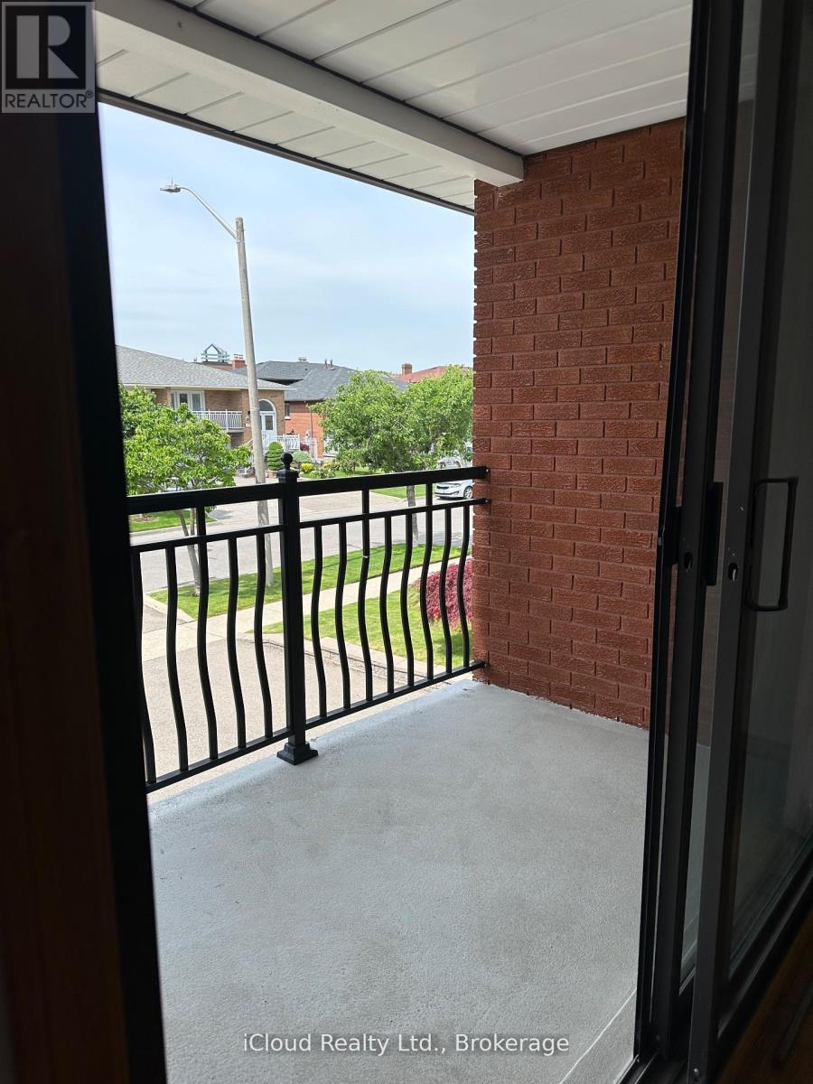 118 Antigua Road, Mississauga, Ontario  L5B 2T6 - Photo 26 - W12521988