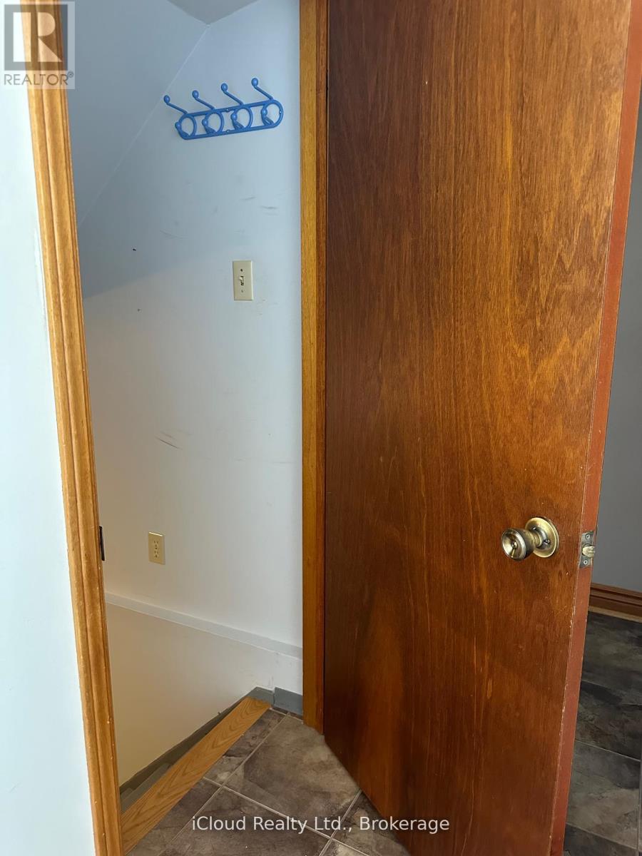 118 Antigua Road, Mississauga, Ontario  L5B 2T6 - Photo 27 - W12521988