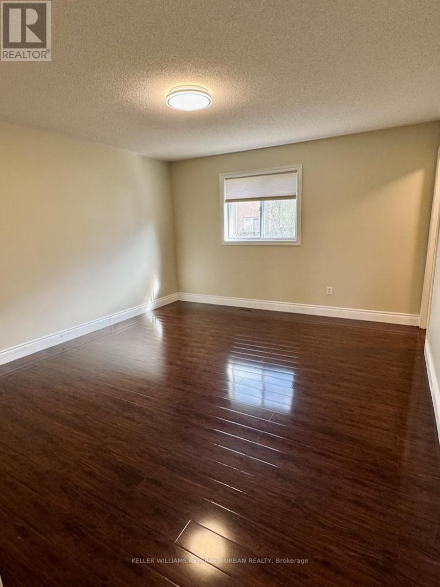 592 Leatherleaf Drive, Mississauga, Ontario  L4Z 3Y6 - Photo 6 - W12521998