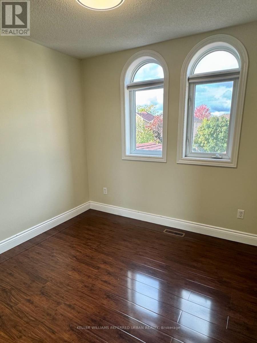 592 Leatherleaf Drive, Mississauga, Ontario  L4Z 3Y6 - Photo 8 - W12521998