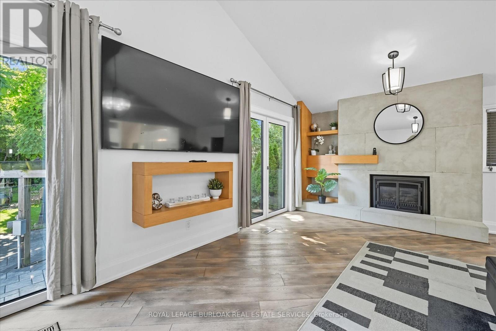 568 Dynes Road, Burlington, Ontario  L7N 2V2 - Photo 13 - W12522006