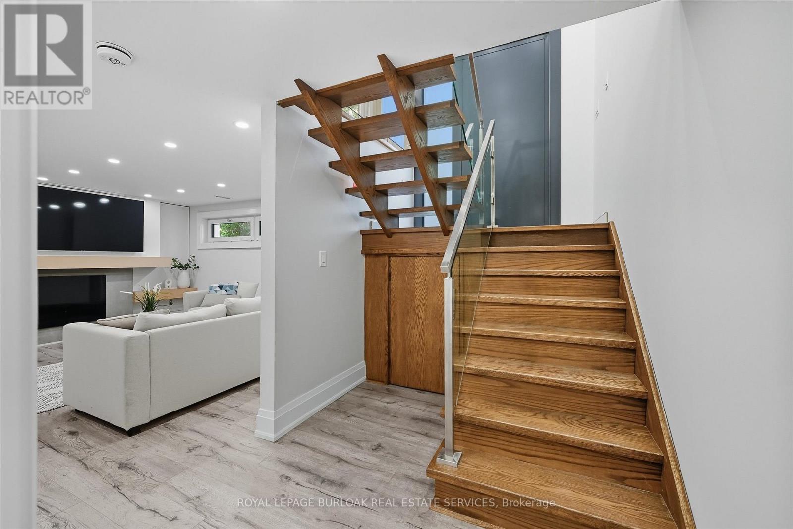 568 Dynes Road, Burlington, Ontario  L7N 2V2 - Photo 25 - W12522006