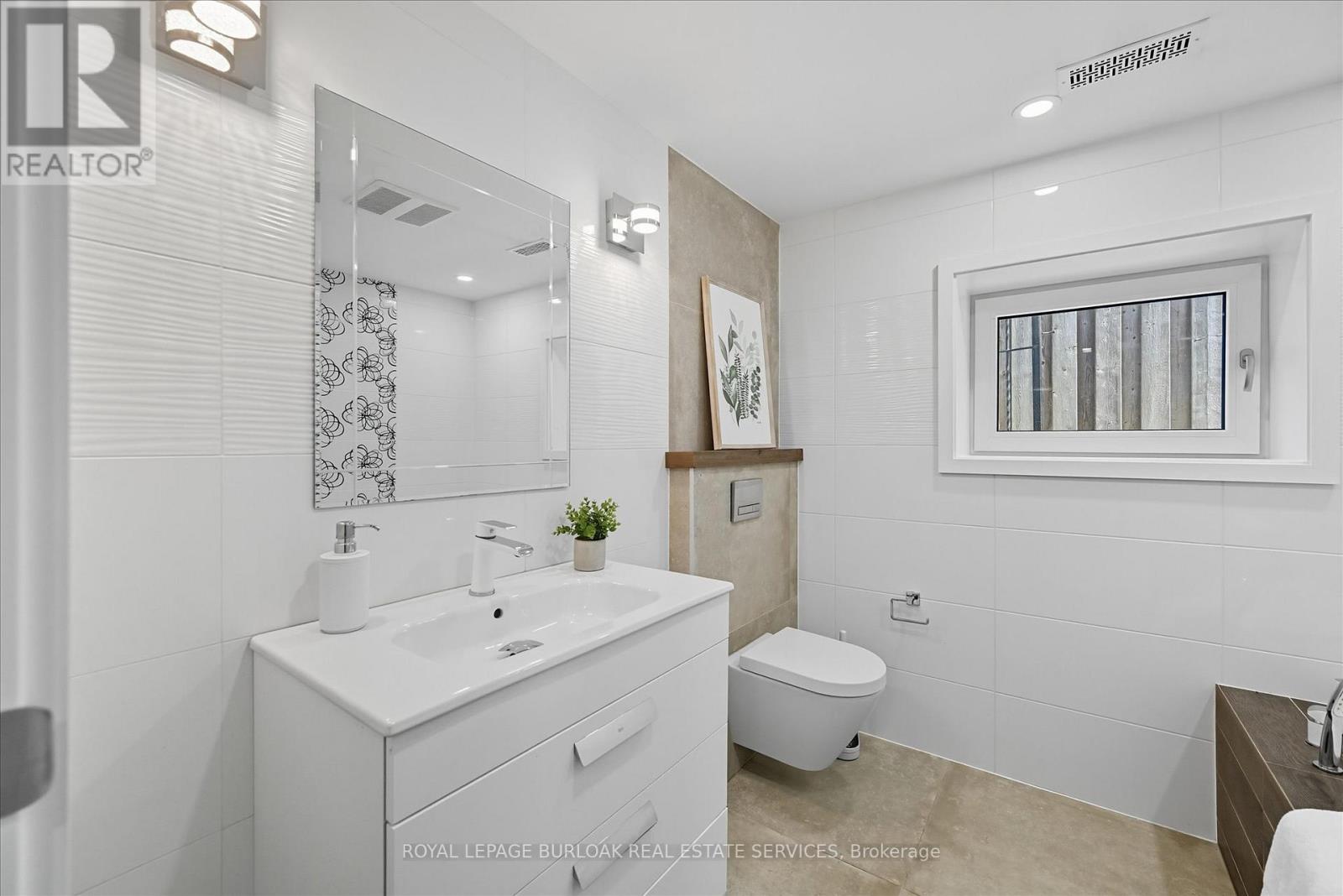 568 Dynes Road, Burlington, Ontario  L7N 2V2 - Photo 30 - W12522006