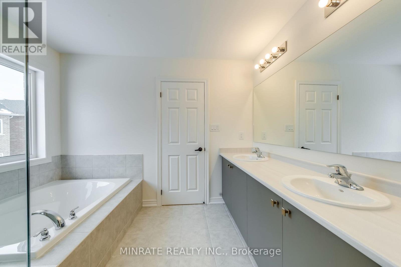 3945 Lodi Road, Burlington, Ontario  L7M 0Z6 - Photo 12 - W12522010