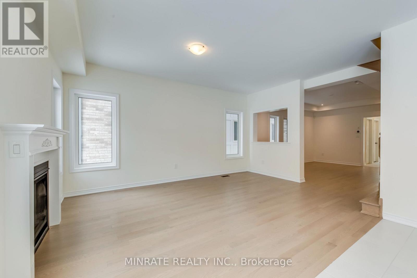 3945 Lodi Road, Burlington, Ontario  L7M 0Z6 - Photo 4 - W12522010