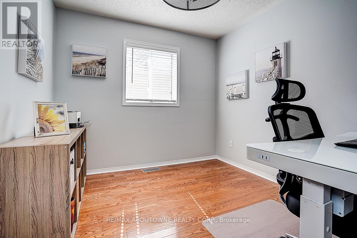 5575 Margarita Crescent, Mississauga, Ontario  L5M 6Z2 - Photo 22 - W12522044