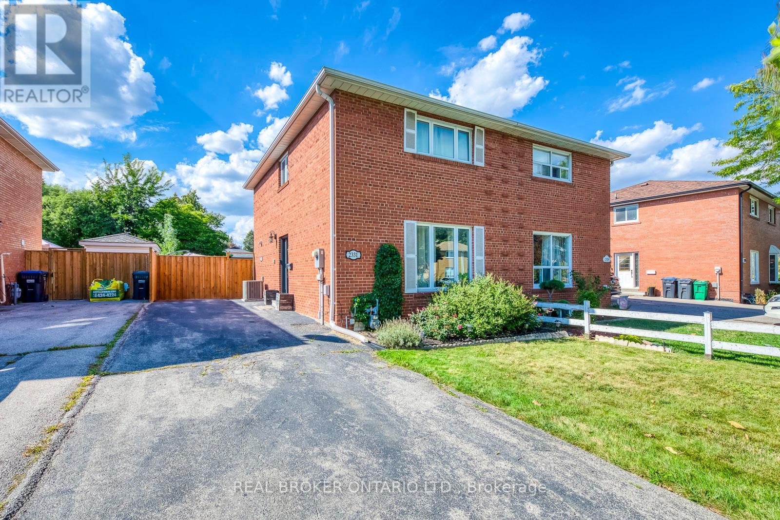 2331 BROOKHURST ROAD, Mississauga, Ontario