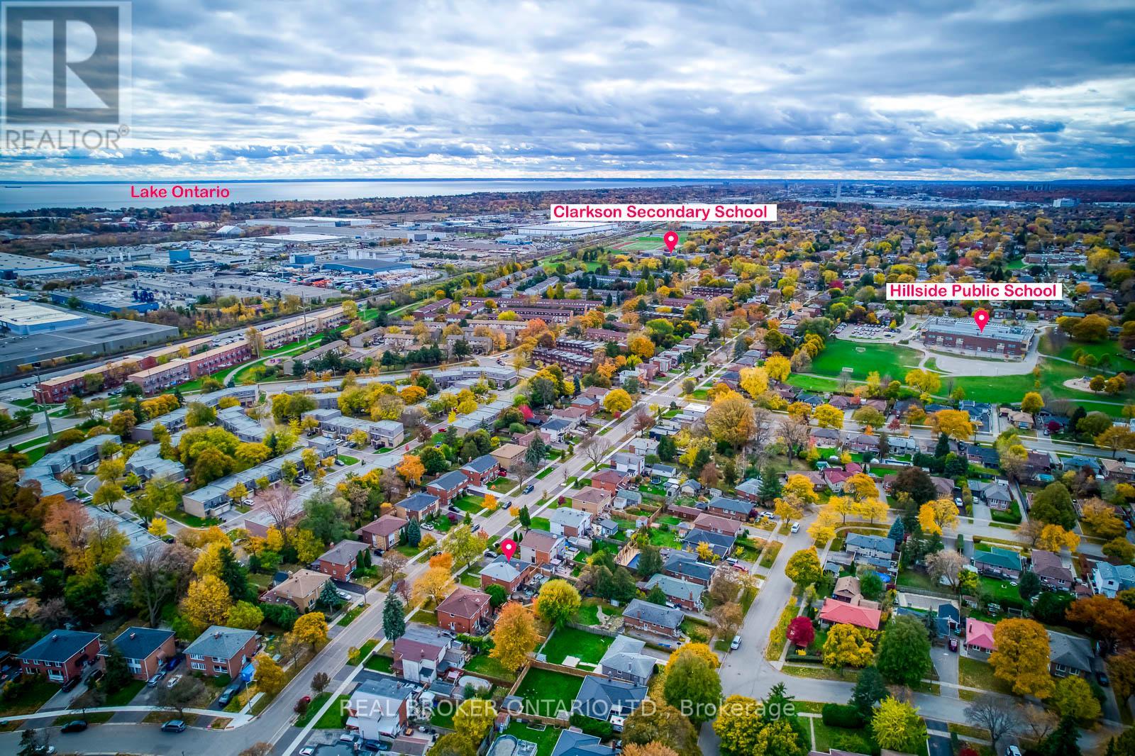 2331 Brookhurst Road, Mississauga, Ontario  L5J 1R1 - Photo 10 - W12522054