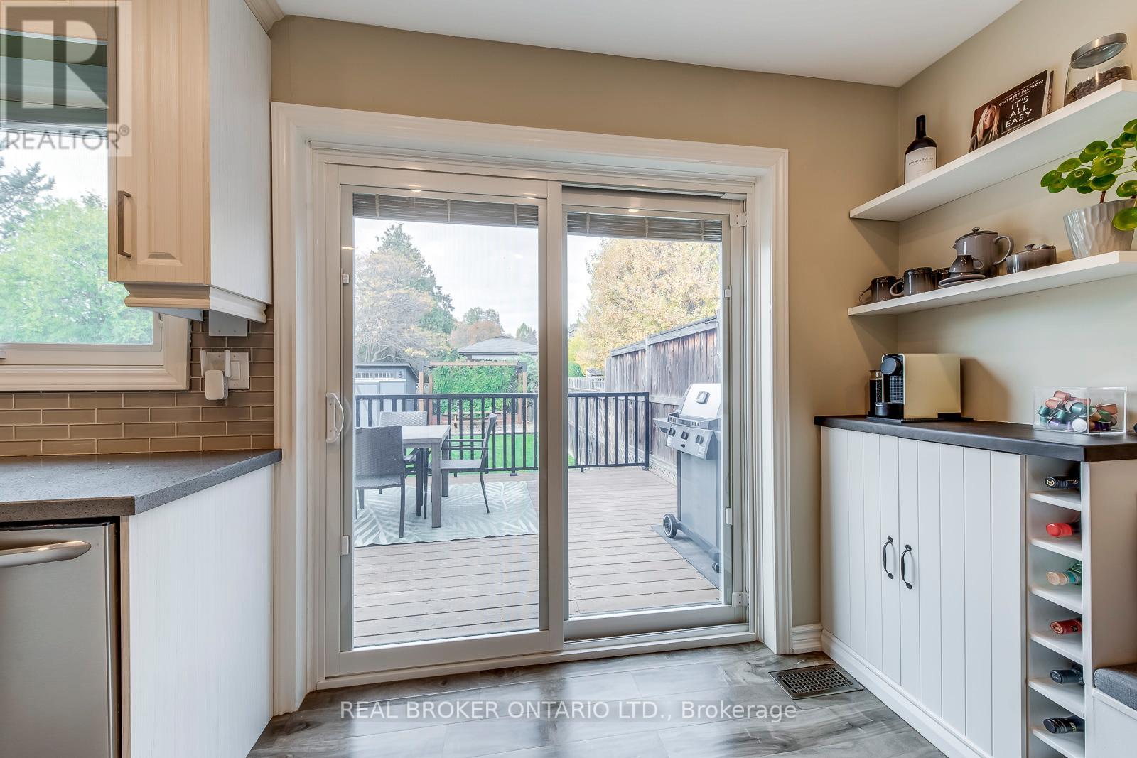 2331 Brookhurst Road, Mississauga, Ontario  L5J 1R1 - Photo 27 - W12522054