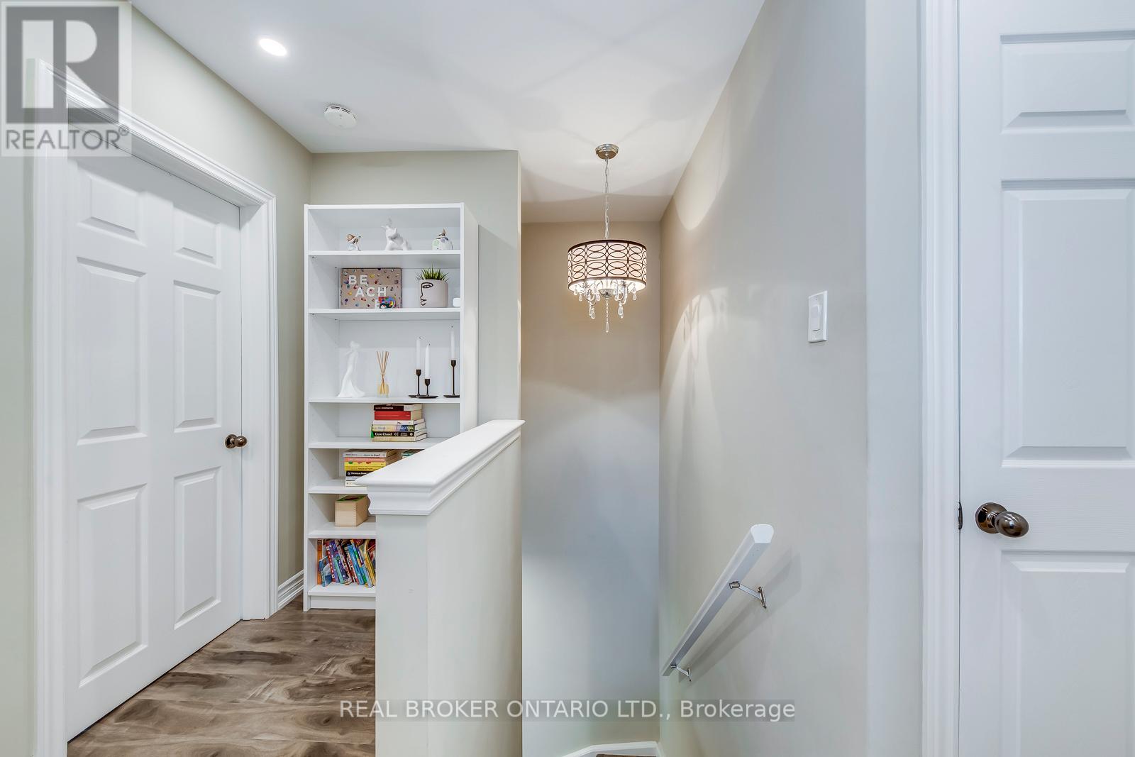 2331 Brookhurst Road, Mississauga, Ontario  L5J 1R1 - Photo 29 - W12522054