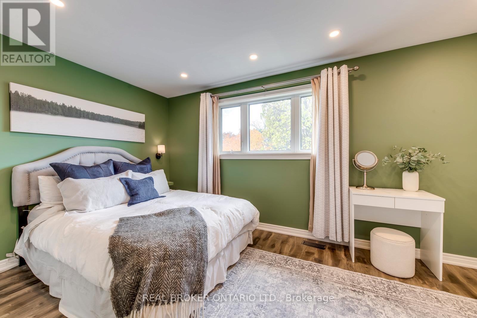 2331 Brookhurst Road, Mississauga, Ontario  L5J 1R1 - Photo 31 - W12522054