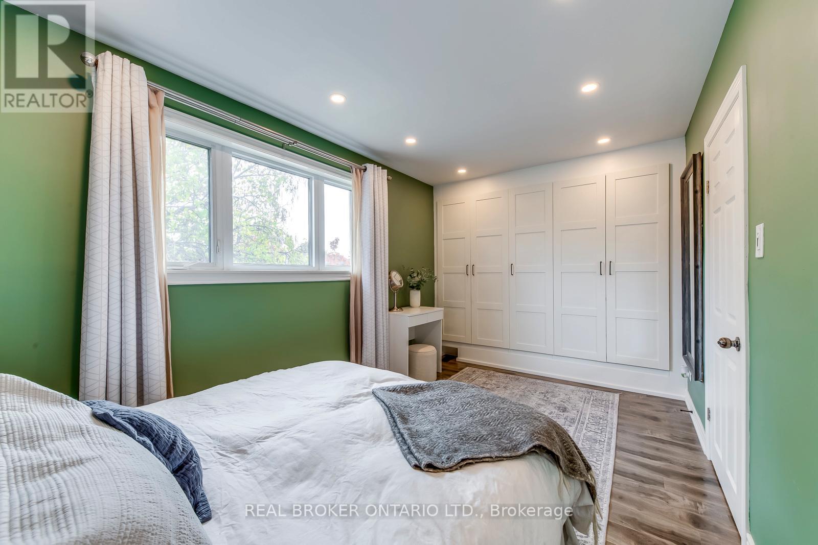 2331 Brookhurst Road, Mississauga, Ontario  L5J 1R1 - Photo 32 - W12522054