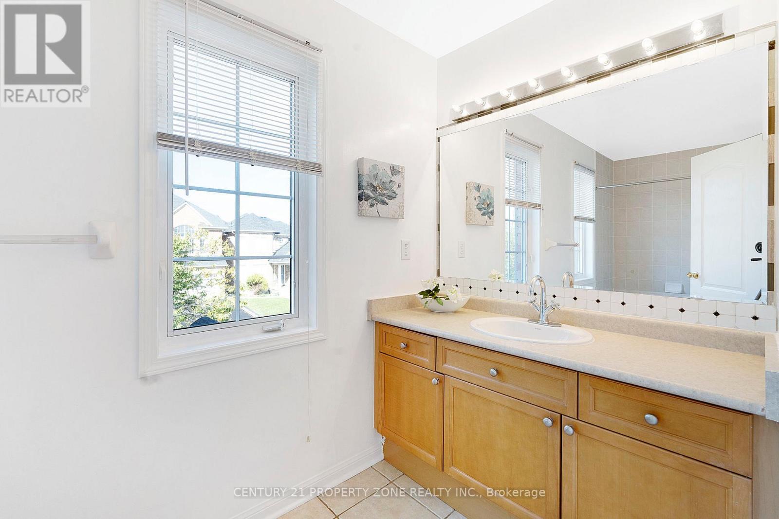 37 Clyde Road, Brampton, Ontario  L6X 0M6 - Photo 21 - W12522060