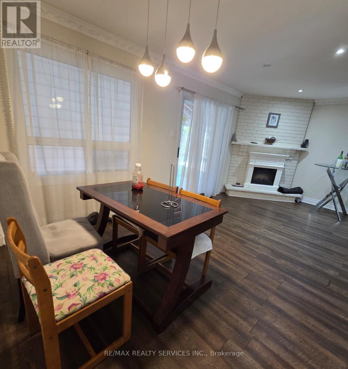 32 Shenstone Avenue, Brampton, Ontario  L6Z 2Y8 - Photo 7 - W12522076