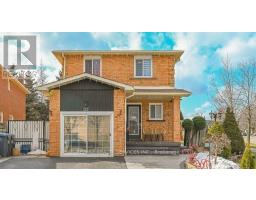 32 SHENSTONE AVENUE, Brampton, Ontario