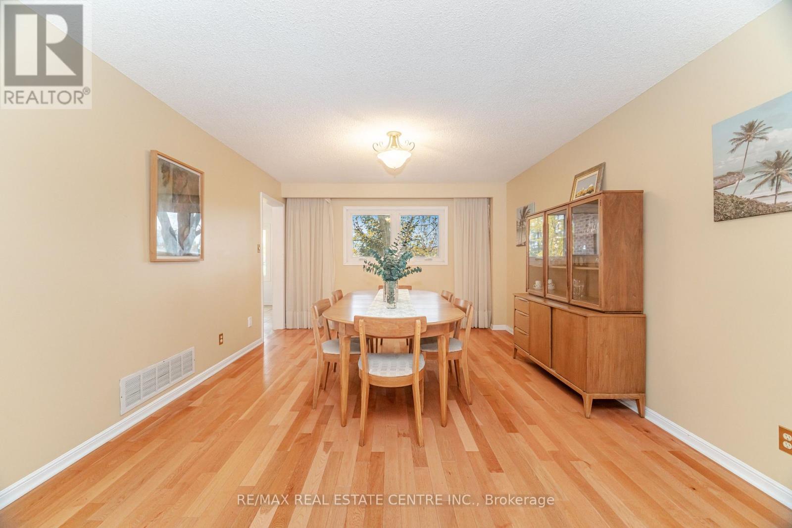 1839 Audubon Boulevard, Mississauga, Ontario  L4W 3X4 - Photo 15 - W12522078