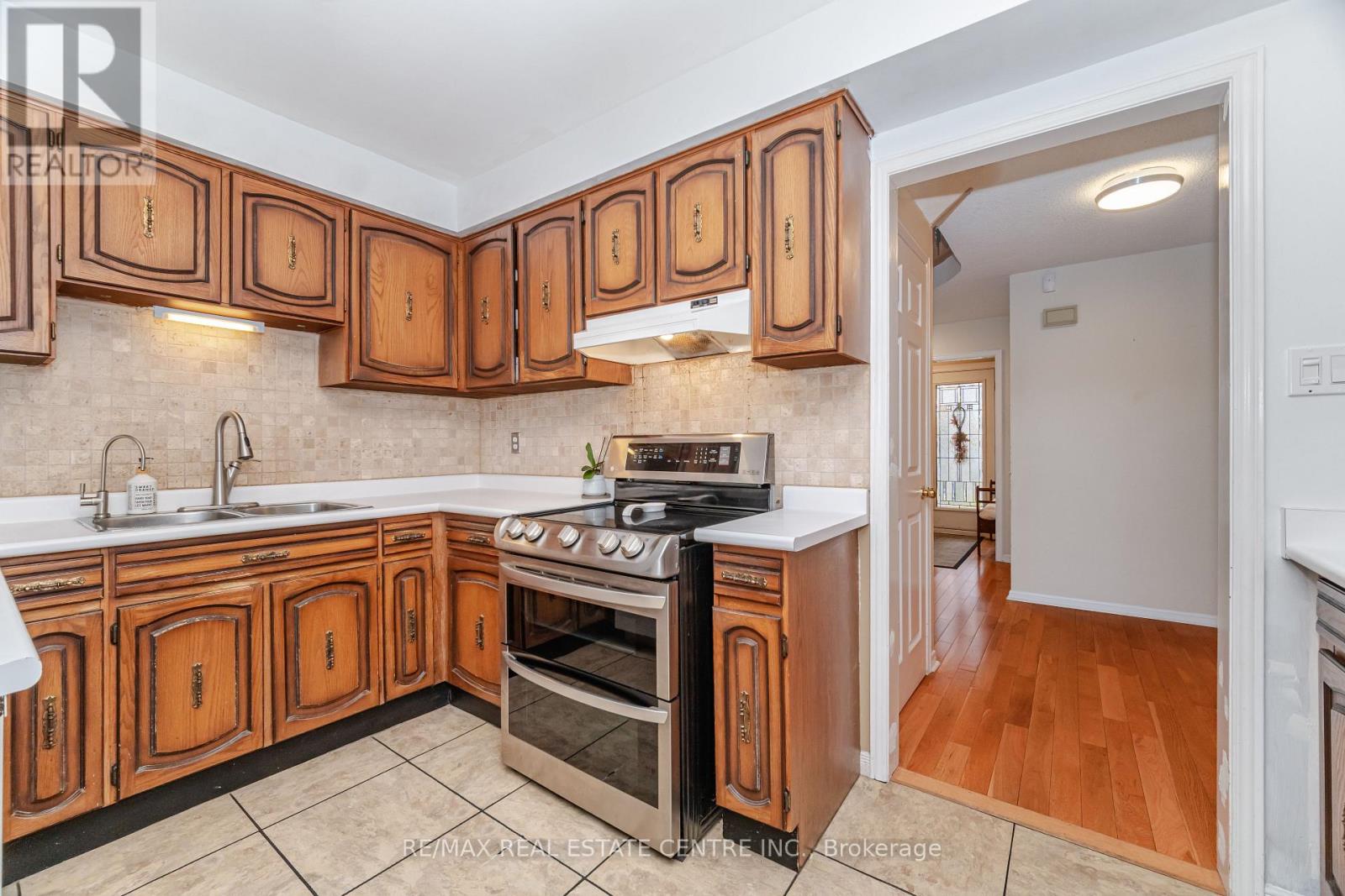 1839 Audubon Boulevard, Mississauga, Ontario  L4W 3X4 - Photo 20 - W12522078