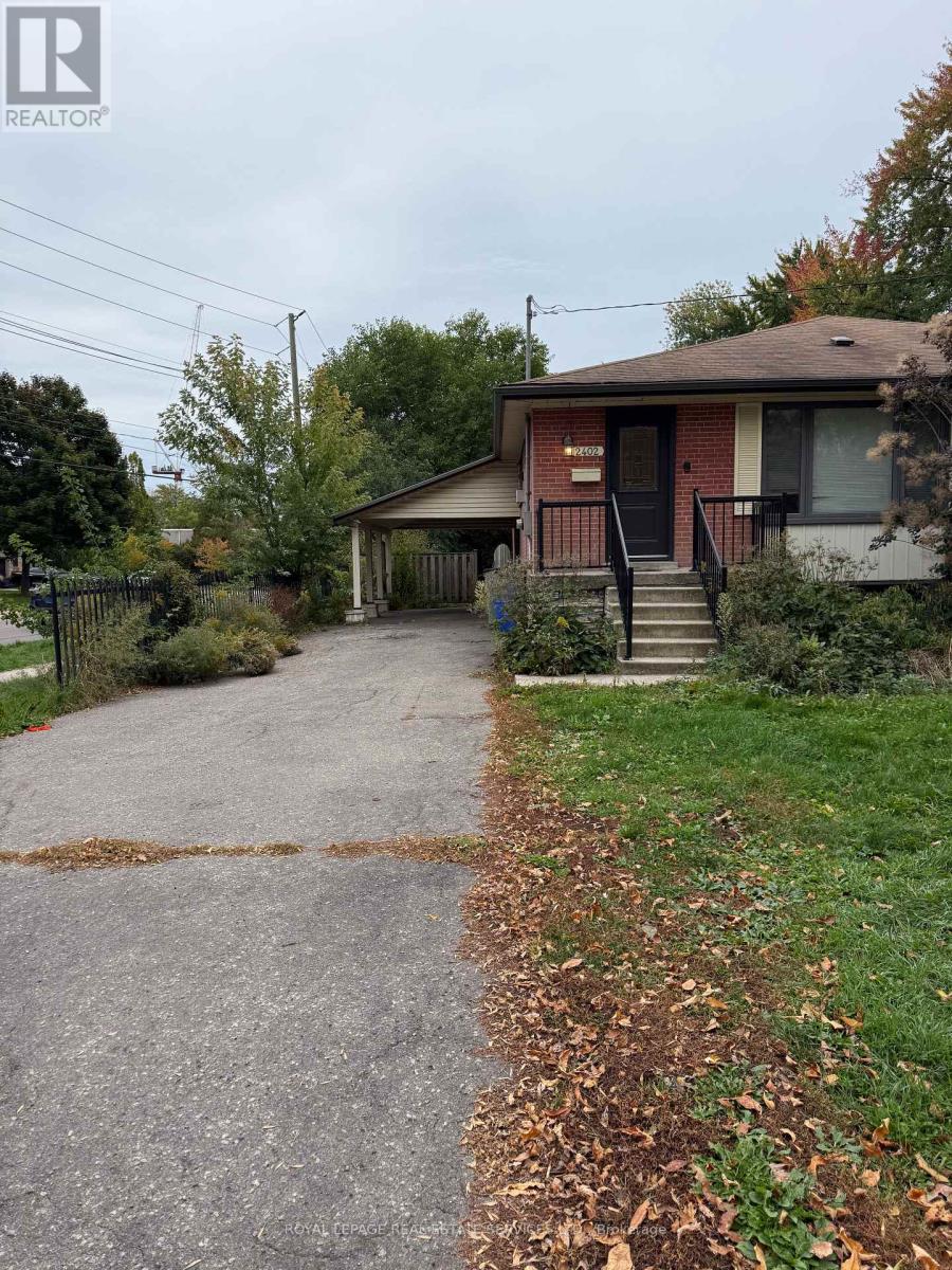 2402 BELYEA STREET, Oakville, Ontario