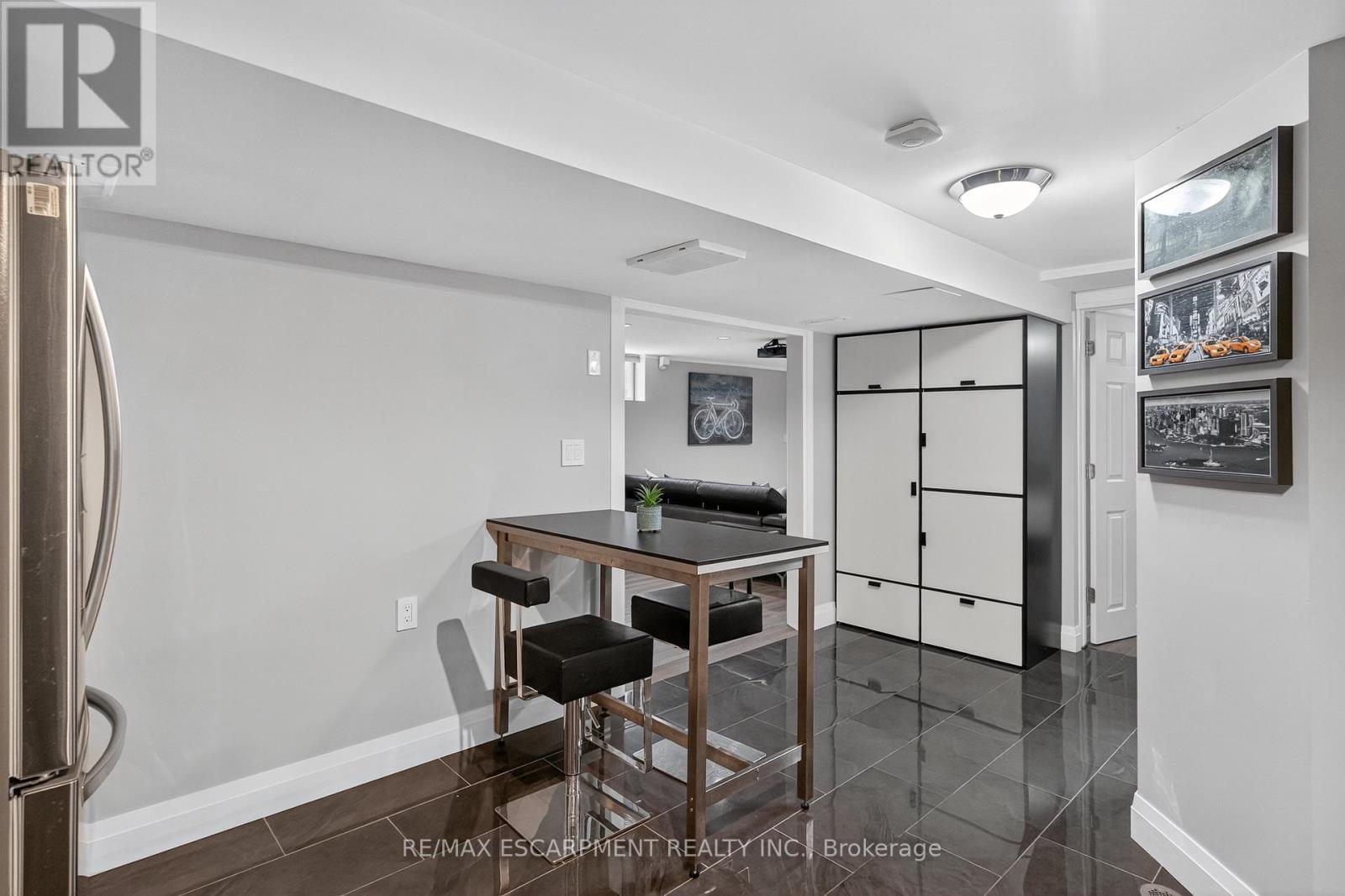 3464 Rexway Drive, Burlington, Ontario  L7N 2L6 - Photo 32 - W12522124