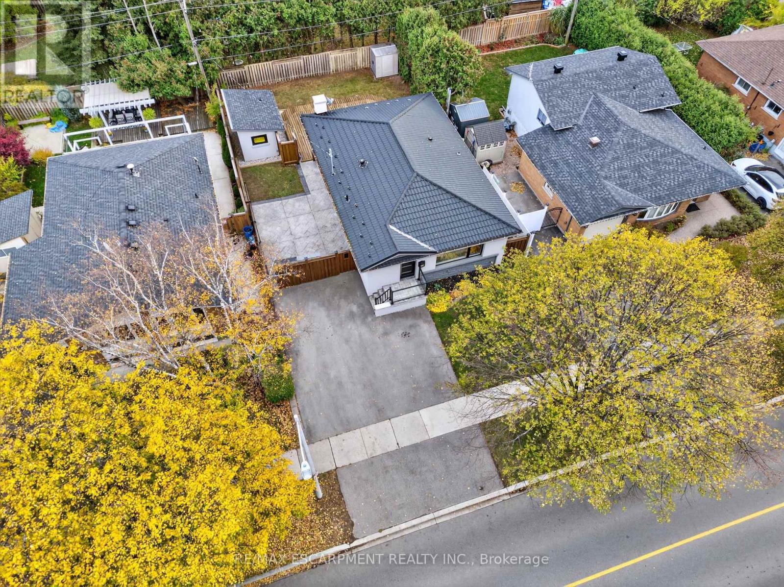 3464 Rexway Drive, Burlington, Ontario  L7N 2L6 - Photo 45 - W12522124