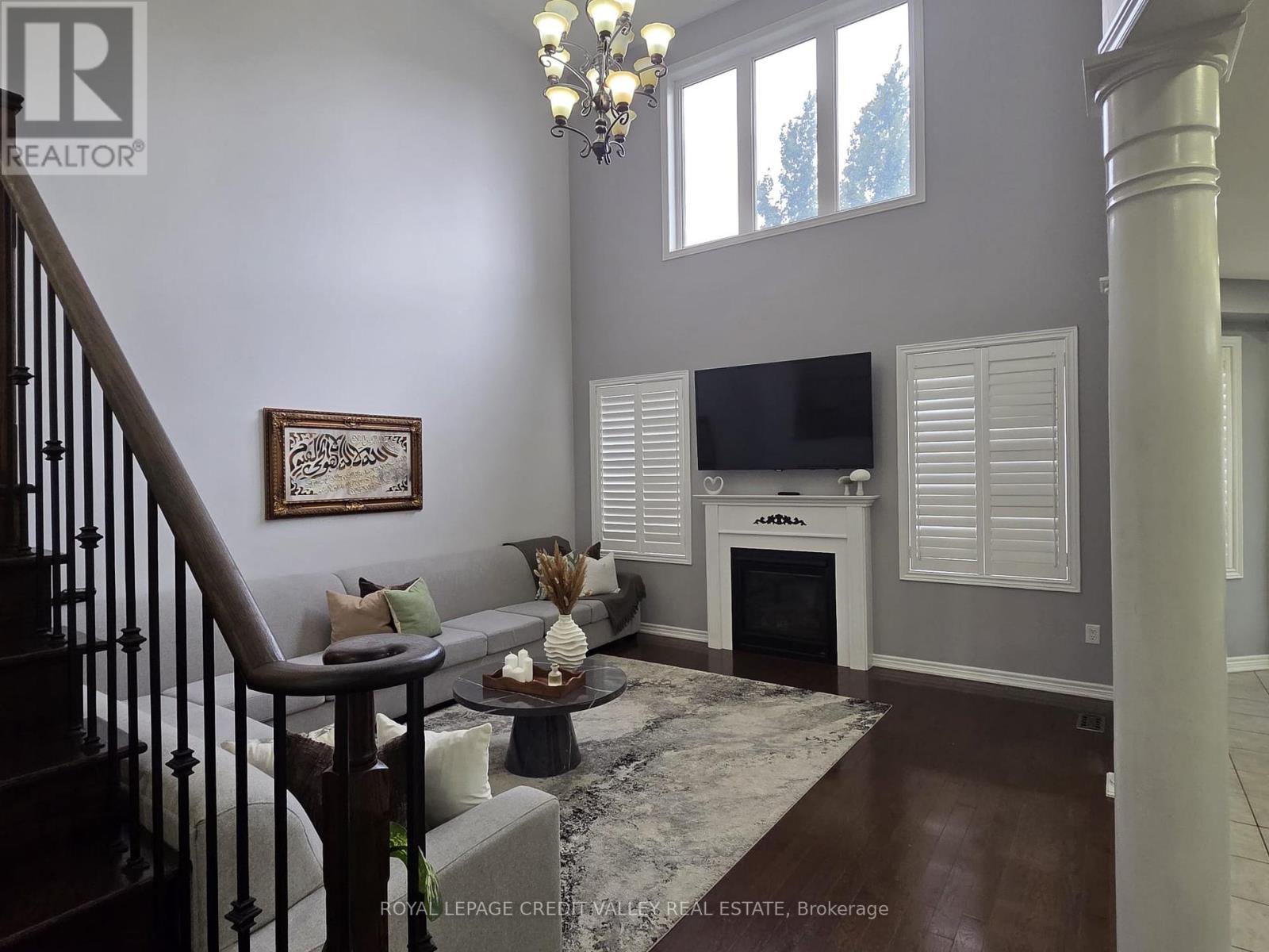 242 Jarrett Xing (Upper) Court, Milton, Ontario  L9T 6Z9 - Photo 11 - W12522154