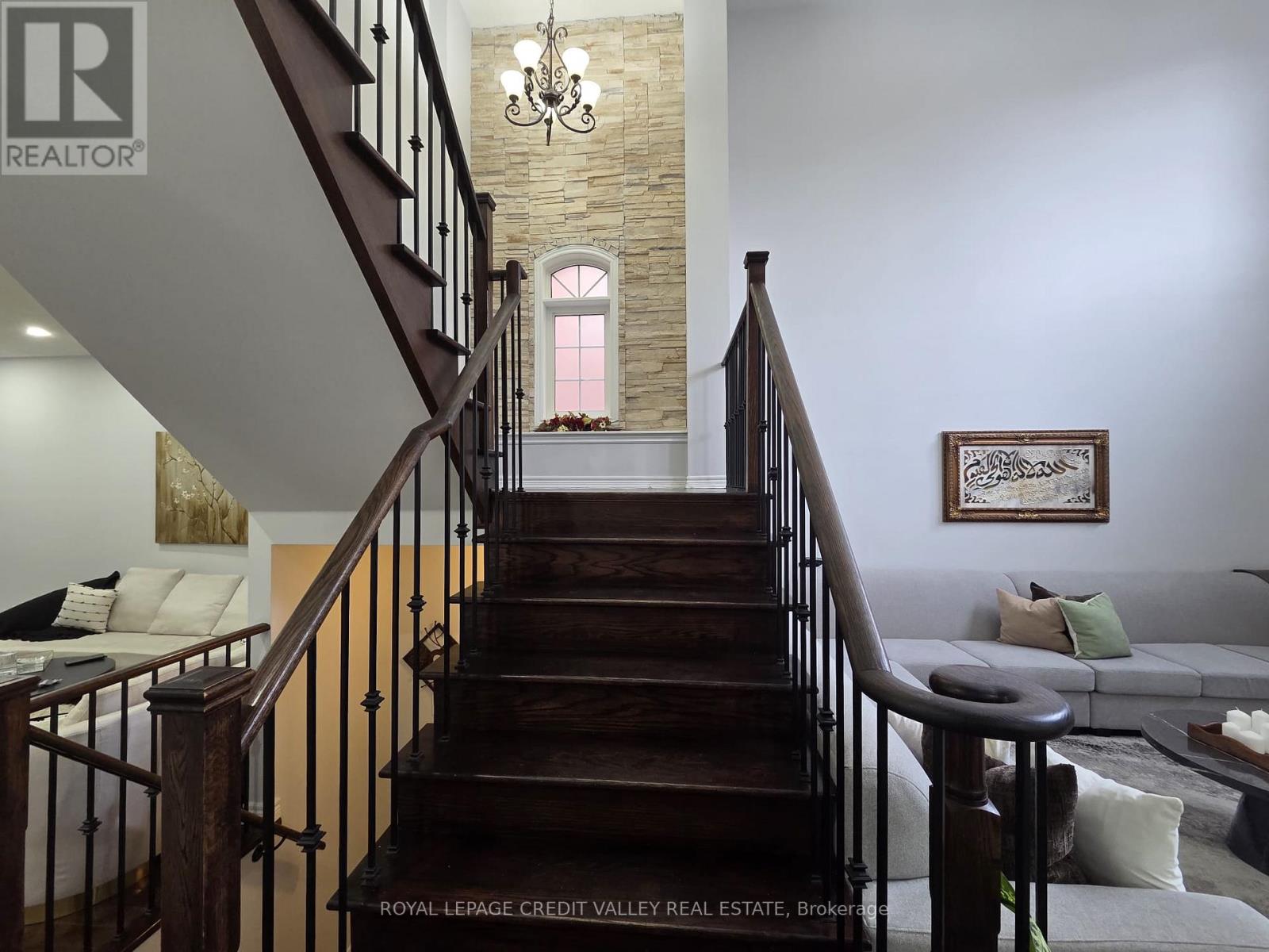 242 Jarrett Xing (Upper) Court, Milton, Ontario  L9T 6Z9 - Photo 17 - W12522154